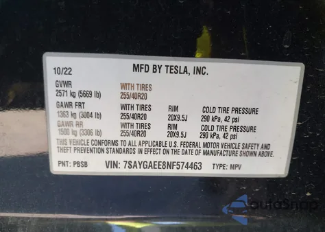 2022 Tesla Model Y Long Range Dual Motor All-Wheel Drive z USA, uszkodzony, nr VIN 7SAYGAEE8NF574463